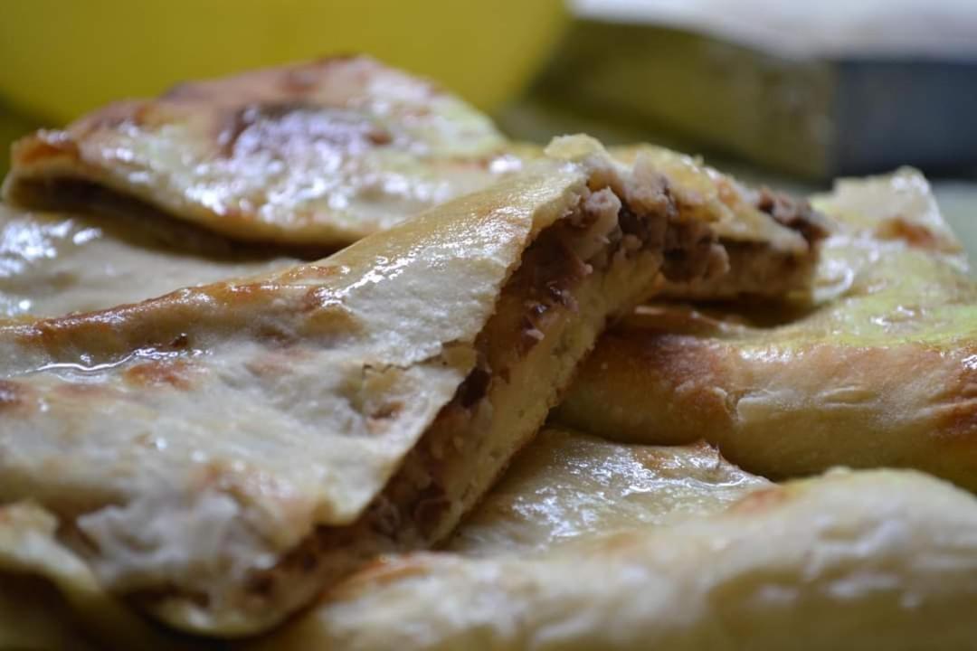 Guest House Lailashi Surmushi Εξωτερικό φωτογραφία