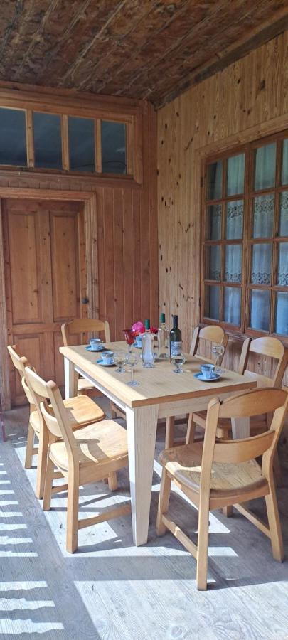 Guest House Lailashi Surmushi Εξωτερικό φωτογραφία